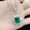 Kvinnor Square Emerald Tourmaline Pendant White Gold Plated Halsband Europeiska och amerikansk stil zirkon diamanthalsband bröllopsfest smycken födelsedagspresent