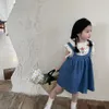 Giyim setleri prenses kızlar yaz ekose işlemeli üst kadın bebek Kore versiyonu çocuk çekirdeği uçan kollu çiçek gömlek yeleği 230225