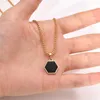 Colares pendentes hexagon preto casual para homens jóias cor dourada de aço inoxidável geométrico com colar de corrente de caixa