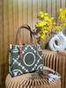 Luxurys Designers Borse tote di marca Borsa a tracolla Piccola pochette in pelle classica dipinta a mano Dots fashion plaid Borsa a tracolla da uomo messenger da donna