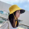 Breda randen hattar Nytt mode Big Brim Solid Color Double-Sided Wear Sun Fisherman Hatts For Women Men Cotton Bortable Outdoor Travel Bucket Hat G230224
