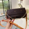 Women Luxuries Designer Classical Fashion Shoulder Cowhide Bag Banquet Shopping Wedding Leisure Business Package Satchel Purse Satchel Bag Messenger Bag24/13/6cm