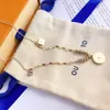 Luxus modische Frauen Designer Brief Anhänger Halskette Halskette Kette Kristall 18K Gold plattiert Edelstahl Halsketten Statement Hochzeit Schmuck X113