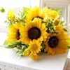 Fiori decorativi 7 teste di plastica girasole artificiale fiore falsa flores simulazione bouquet decorazione per feste decorazioni