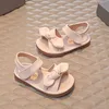Sandalen 2021 Nieuwe zomer zoete meiden sandalen peeptoe massieve kleur sandalen bowie zachte zolen prinses schoen baby strandschoenen niet -slip schoenen z0225