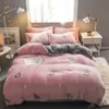 Bedding sets JUSTCHIC Winter Bed Sheet Pillow Case Duvet Cover Set Snowflake Velvet Thicken Warm Quilt Heart Print Queen King 230224