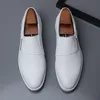 Sukienka buty moda spite stóp skórzane mężczyźni swobodny formalny mokasyny Business Wedding Oxfords buty zapatillas de hombre 230224