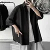 メンズカジュアルシャツメンズシャツハラジュクブラックホワイトシンプルシンプルなショートスリーブ韓国スタイルドレープルーズプラスサイズS3XLヒップホップサマーオールマッチアウトウェアZ0224