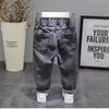 Jeans crianças calça calça criança menino estriado calças de bebê jeans versátil casual meninos de cair roupas de crianças 230224