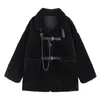 Женские куртки с ягнцом из шерсти сгущенной курткой Harajuku повседневная женщина теплые негабаритные готические панк -стрит -эмо черные плюшевые пальто 230225