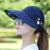 Chapeaux à bord large du soleil d'été pour femmes fleur perle pliante extérieure de la plage de vacances Visor décontractée casquettes femelles