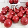 Décoration de fête 101pcs / Set Ruby Red Latex Ballons Guirlande Arch Kit Chrome Métal Ballon D'or Anniversaire De Mariage Anniversaire
