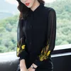 Kvinnors blusar Spring Summer Black Women's Shirt Elegant Turn-Down Collar Embroidery Långärmning Naturligt Real Silk Patchwork Office