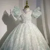 2023 vestidos de flor fofa para casamento de pescoço de pescoço de cristal de renda floral Saias de camadas de camadas Vestido de concurso de uma linha de crianças