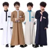 Этническая одежда 4 Колора подростка Кафтана Мусульманское платье мальчик Джубба Тобе Исламские мужчины Арабские Пакистан Саудовская Аравия 2-15 лет