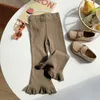 Kinder-Flare-Hose, gerippte Hose für Kleinkinder und Mädchen mit Rüschenbeinen, einfarbig, elastisch, für Kinder, Prinzessinnen-Taille, Leggings, modische Babykleidung, 7 Farben, DW6860