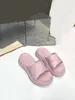Lyxiga tofflor Designer Kvinnors tjocka sule sandaler Transparent Material Fashion Sexig Lovely Sunshine Beach Women's Shoes 35-42