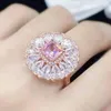 Anelli a grappolo di lusso in argento sterling massiccio 925 da sposa in oro rosa per le donne Anello di fidanzamento con diamante simulato rosa da 2 ct Gioielleria raffinata