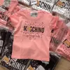 Magliette di moda per bambini Magliette di nuovo arrivo Magliette a maniche corte Top Ragazzi Ragazze Bambini Casual Lettera stampata con motivo a orso T-shirt Pullover