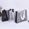 Emballage cadeau 1PC PVC Shopper sac à main Transparent givré en plastique vêtements réutilisable magasin sac à provisions cosmétique sacs de rangement
