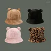 Berets Taiger Print Faux Pelz Kawaii Nette Mädchen Hut Weibliche Winter Leopard Plüsch Fischer Koreanische Warme Student Ohr Eimer Hüte