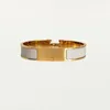 Dainty Classic High Quality Designer 18K Gold Armband Män Kvinnor Birthday Present Mors dagsmycken Holiday Present