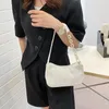 Bolsas de noite Designer Versão coreana da bolsa de pano literária simples ombro casual ombro de cor pura mini mensageiro bolso mujer