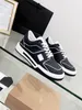 2023 Womens Boots Casual Sports Shoes Travel Fashion Women Lace-Up Sneaker Leather Tyg Gym Trainers Flat Designer Shoe Platform Lady Sneakers Size35-45