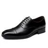 Dress Shoes 2021 Vintage Men Formele schoenen Casual Leather Shoes Business Wedding Loafers Fashion Solid Color Breathable Men Office schoenen R230227