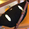 Lüks Peluş Kadınlar Fanny Pack Tasarımcısı Duffel Bags Açık Mekan Erkekler Hafta Sonu Çanta Cüzdan Moda Göğüs Çantası 44812 Çanta