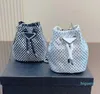 Designer-2 maat driehoek diamant mini emmertas dames avond schoudertassen ontwerper tas pbag luxurys handtas tas tas flash steigentjes hand portemonnee portemonnee 230201