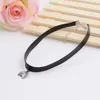 Choker Punk Gothic Schwarz Leder Colliers Für Frauen Minimalistischen Kurzen Blatt Anhänger Halskette Vintage Hals Schmuck Collares Feminino