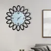 Relógios de parede Modern Minimalist Relating Round Design exclusivo de 22 polegadas de 22 polegadas de moda silenciosa para a decoração de escritório em casa de cozinha