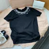 T-shirt da donna firmata Shenzhen Nanyou High-end 2021 Estate nuova scollatura strass stampa lettera manica corta T-shirt da donna V0UT