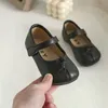First Walkers 12-15.5cm Infant Leather Shoes For Little Princess First Birthday Wedding Party Solid Soft Bowtie Wide Toe Kids Girl Spring Shoe 230227