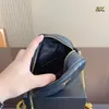 Womens Vinyle Round Camera Bag Luxury Designer Barrel Bags In Chevron-Quilted Grain De Poudre Embossed Leather Purses Wallet Handbag Size 17-17-6cm