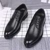 Klänningskor Herrmärke Läder formella skor Julfestklänningskor Oxfords Vintage Retro Shoe Elegant Shoes Work R230227