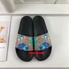 Sandalen Große Größe 36-48 für Herren Damen Sommer Flats Gear Sole Floral Designer Slides Brokat besticktes Gummileder Casual Strandschuhe Dhgate Sliders