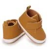 Pierwsze Walkers Baby Toddler Buty Spring Autumn Dzieci Sneakery mody sporty sporty na płasko dół Non ślad solidny kolor chłopcy dziewczęta