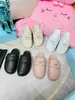 Vrouwen slippers zomer zacht witte zwart grijze mode sandalen shearling slipper platte muller schoenen