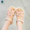 Sandalen meisjes sandalen bloemen zoete stamzonde zachte kinderen strandschoenen kinderen zomer bloemen sandalen prinses mode schattig miaoyoutong z0225