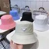 Designer Hat Hat Hat Multicolor Mens Hat Catton Linging Triangle Modello smalto Cappello RETRO RETRO SOLID COIN WIRE WOMENS DESIGNER CAPS DESIGNER PJ006 C23