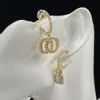 Luxo Diamond Designer Stud Brincos para mulheres jóias Moda Golden C Earring Ladies Party Ear Studs Hoops Noivado de casamento 2302272bf