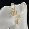 Pendientes de tuerca de diseñador de diamantes de lujo para mujer, joyería de moda, pendiente dorado C, pendientes de fiesta para mujer, aros de compromiso de boda 2302272BF