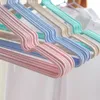 Cabides racks 10pcs crianças roupas adultos cabide de roupas secagem rack não deslizamento de camisa de metal gancho cabide de casaco Acessórios para roupas de roupas 230227