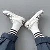 Men's Socks Tide Three Bars Classic Striped Japanese Collegiate Sports dent Skateboard Men's Sock Black White Cotton Women SOCKS Z0227