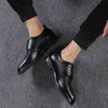 Kleid Schuhe 2019 Neue Luxus Marke Mode Männer Quaste Loafer Schuhe Leder Italienisch formelle Kleidung Büro Schuhe Oxford Schuhe für Männer R230227