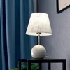 Lampes de table décoratives nordiques modernes de luxe Unique chambre salon chevet Usb E27 lampe en tissu