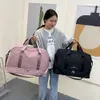 Duffel Bags Женщины мужчина спортивные тренажеры Сумки путешествуют сухие мокровые мешки с большими пучками на плечах