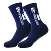 Chaussettes de football antidérapantes pour les chaussettes de sport de soccer non glissantes pour hommes Z0227